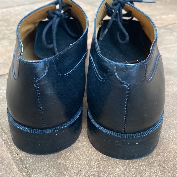 Black Ann Taylor Lace-Up Oxford Shoes - Picture 3 of 6